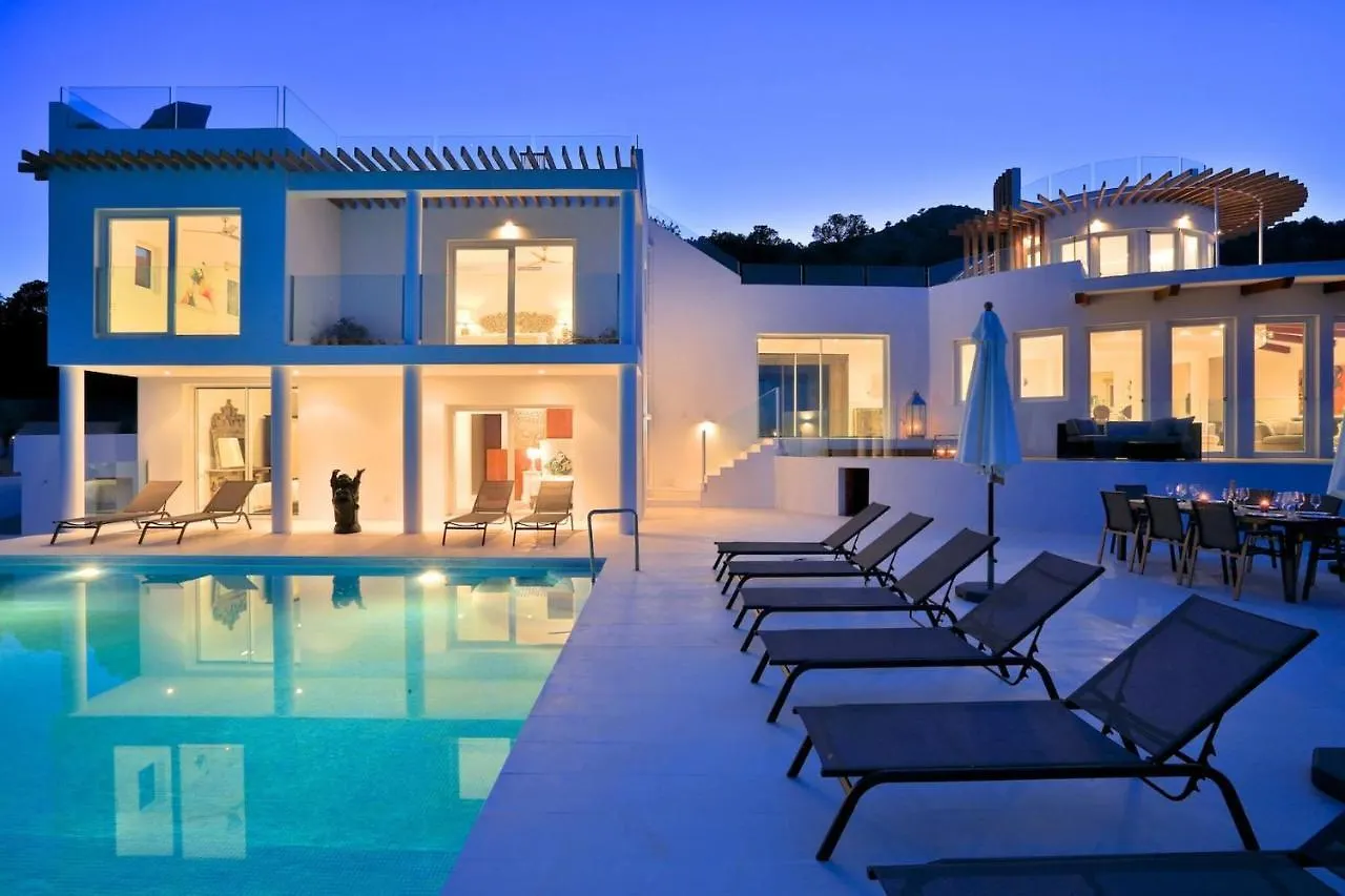 Luxury Villa In Es Cubells With Stunning Seaviews İspanya