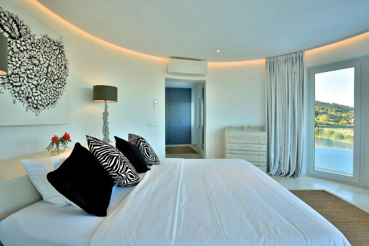Luxury Villa In Es Cubells With Stunning Seaviews İspanya
